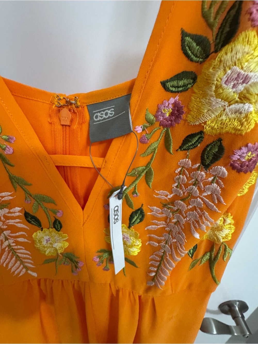 NWT ASOS DESIGN maxi dress and cutout detail with embroidery - Picture 8 of 11